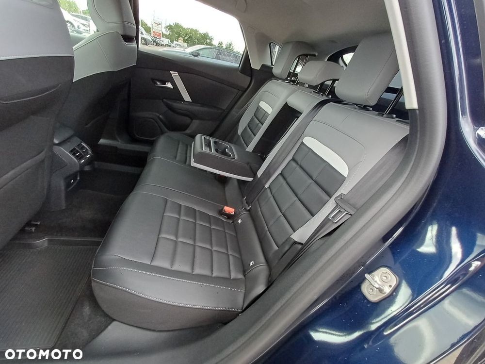 Citroën C4 1.2 PureTech Max S&S EAT8 - 30