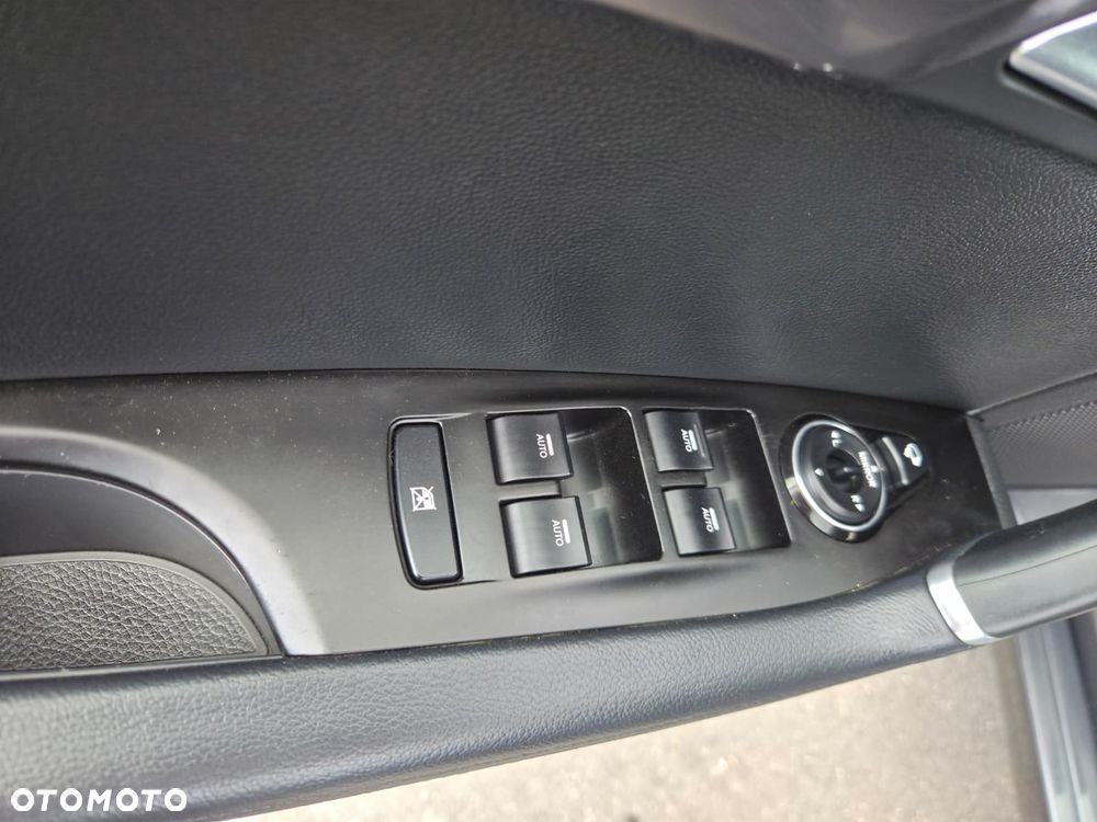 Hyundai i40 2.0 Premium - 19