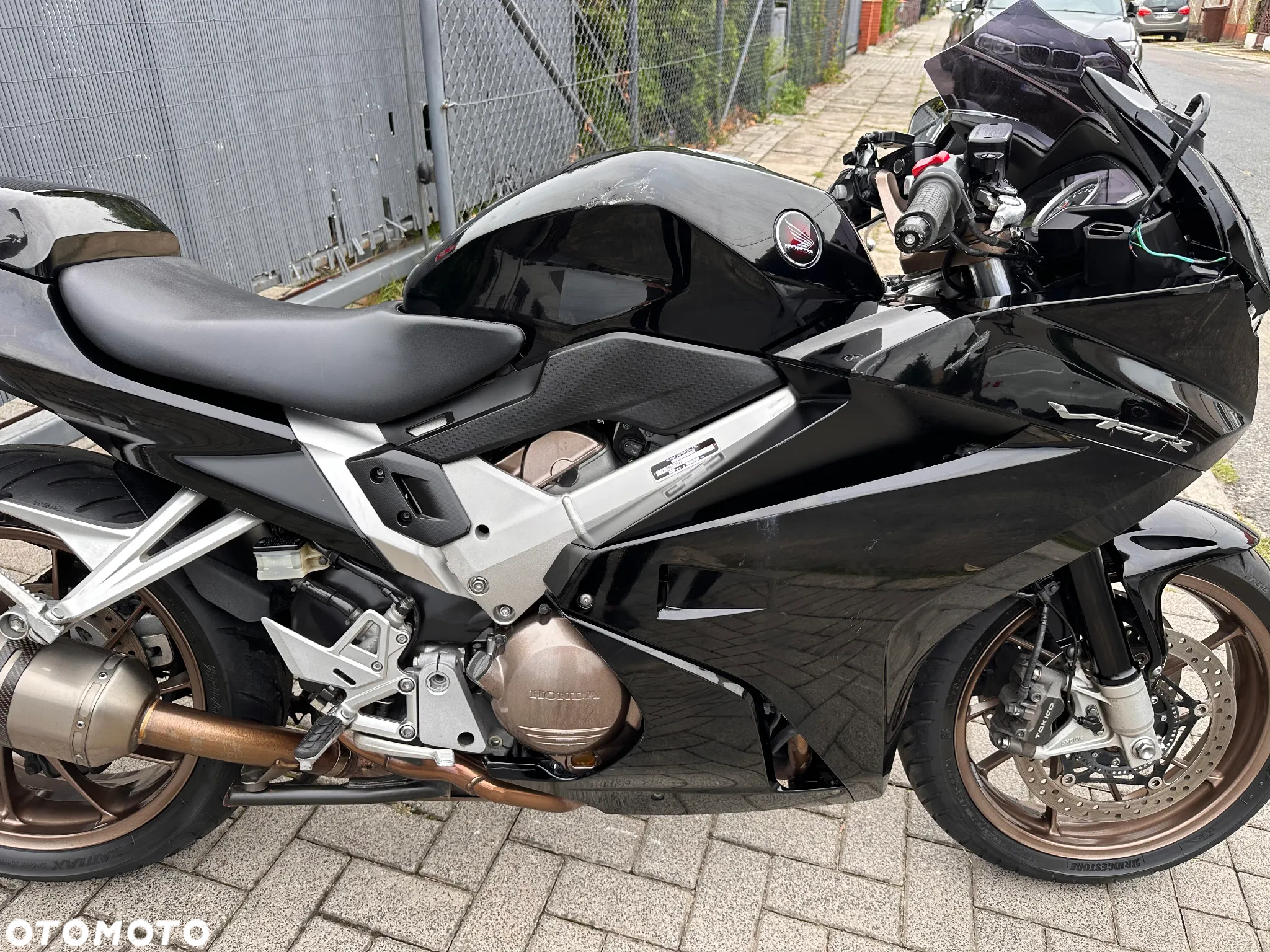 Honda VFR - 17