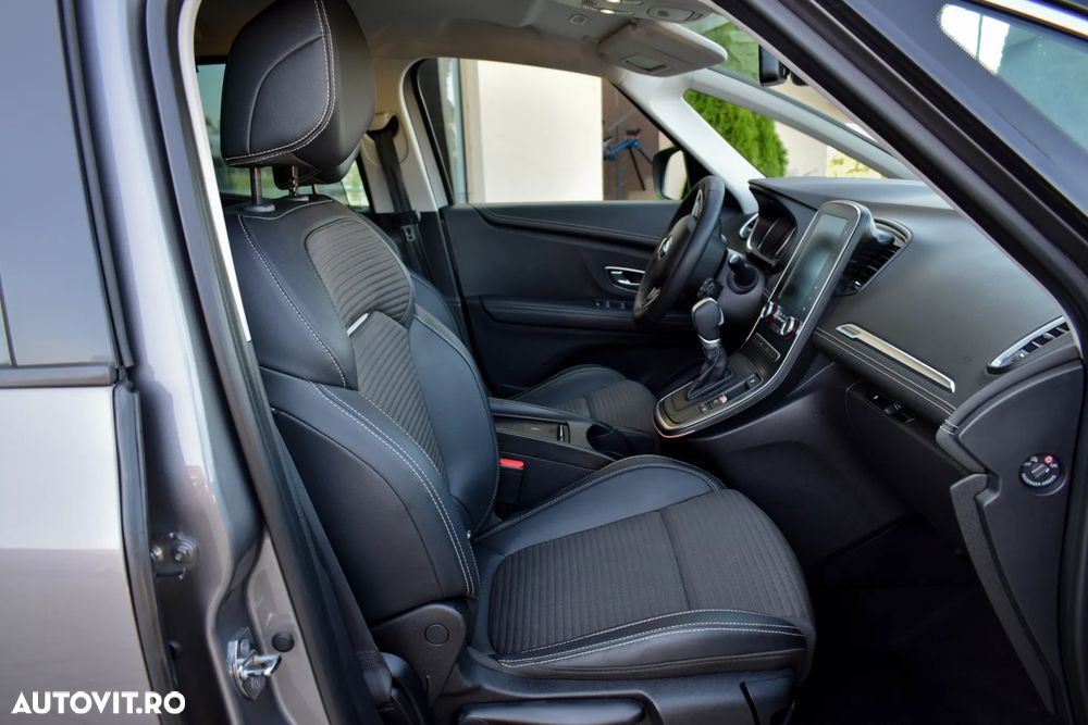 Renault Scenic BLUE dCi 120 EDC BOSE EDITION - 23