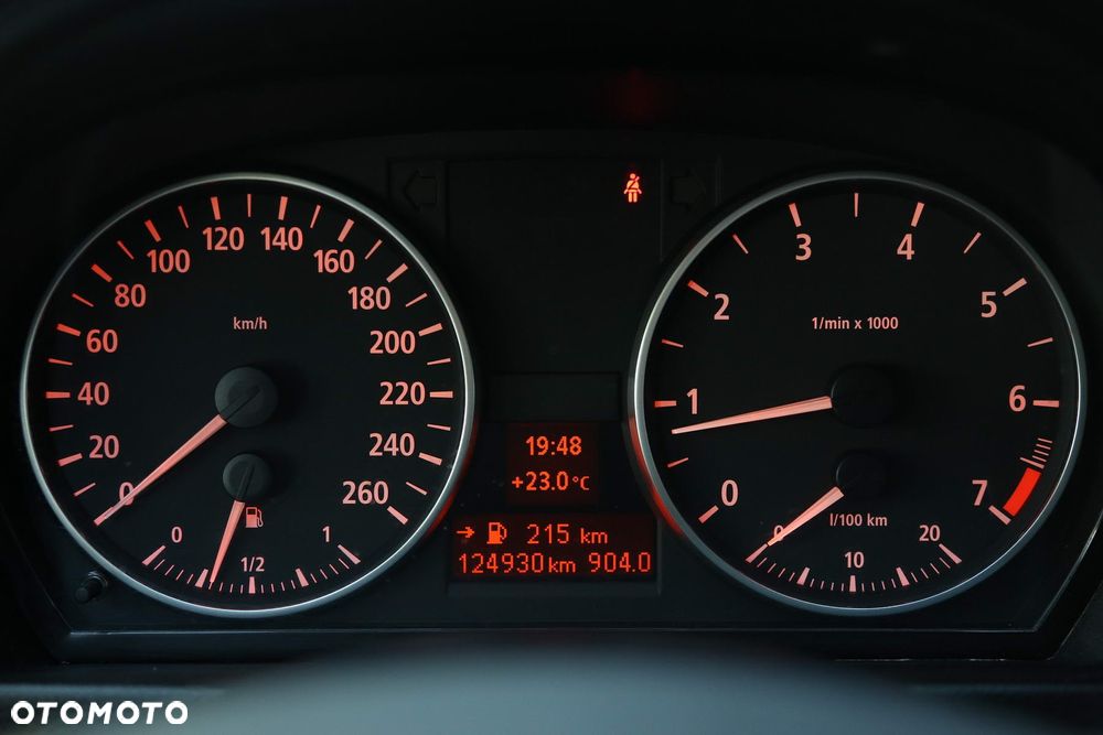 BMW Seria 3 - 13