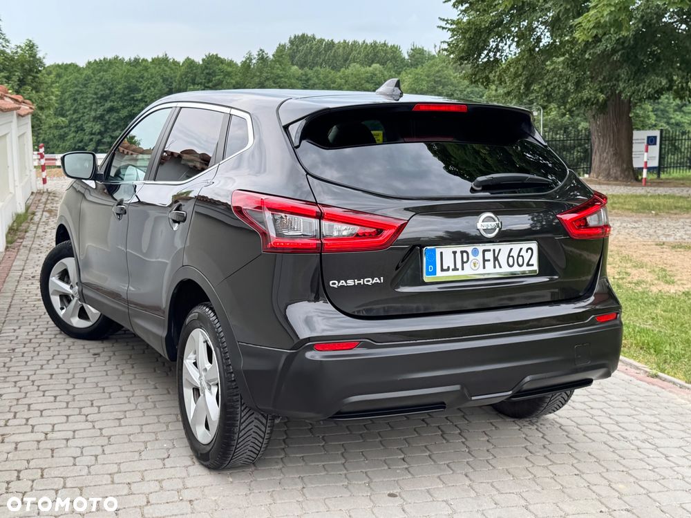 Nissan Qashqai - 11