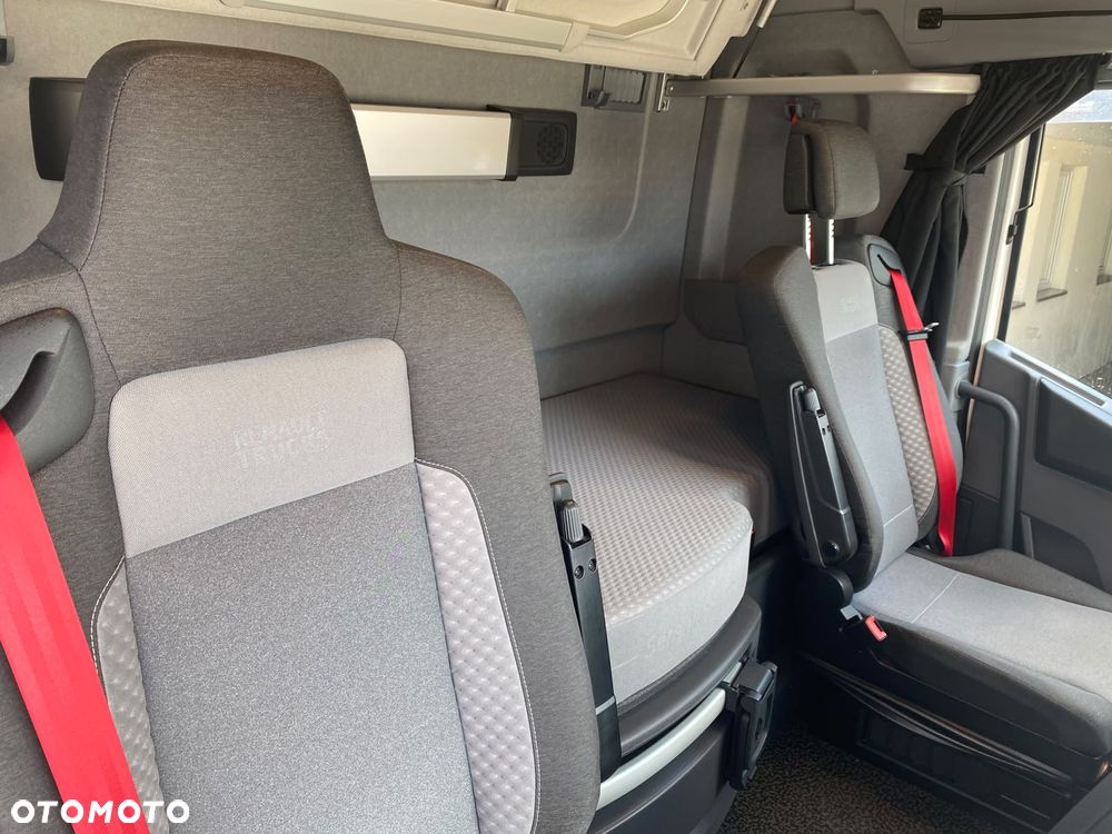 Renault T520 EVO 2025 (LIFT) HIGH CAB (STANDARD) - 33