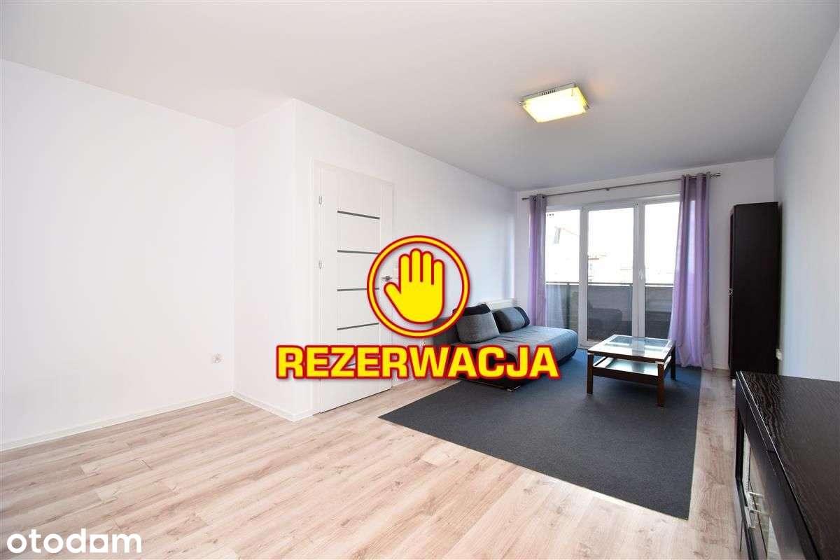 Przestronna kawalerka blisko centrum.