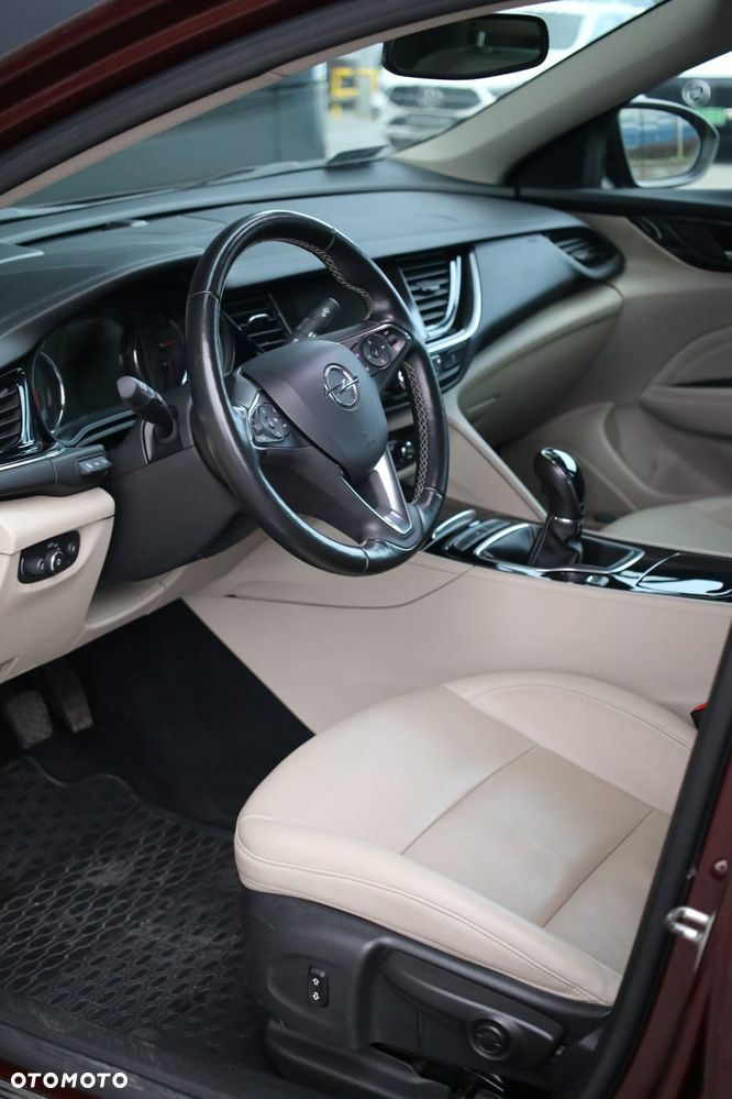 Opel Insignia 1.5 T Innovation S&S - 7