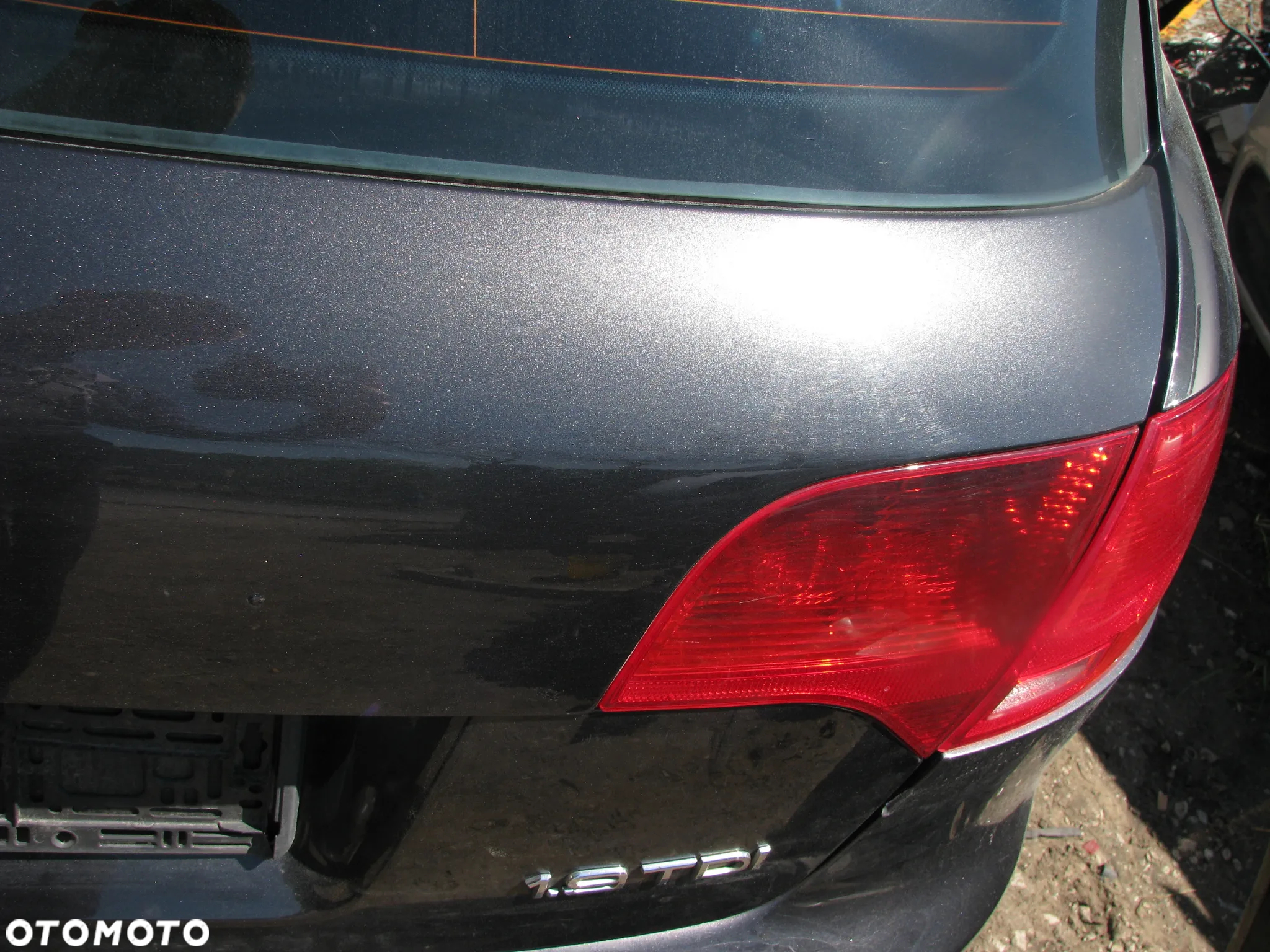 KLAPA TYLNA BAGAŻNIKA AUDI A4 B7 LZ7L KOMBI ZDROWA  KLAPA TYLNA BAGAŻNIKA AUDI A4 B7 LZ7L KOMBI - 3