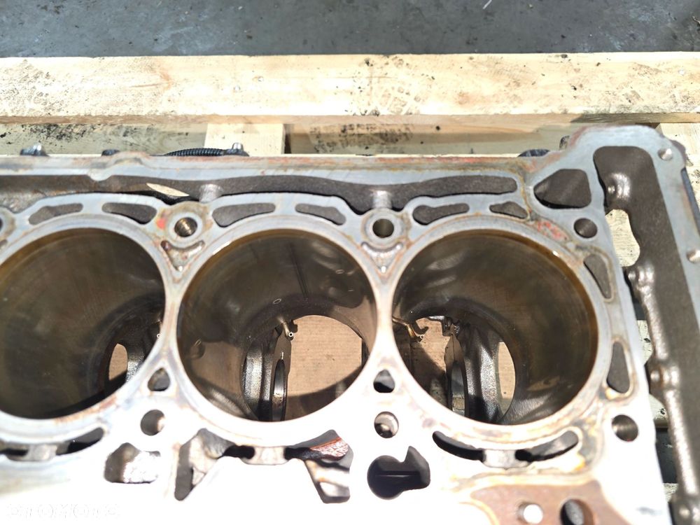 BLOK SILNIKA AUDI A4 B9 A5 Q5 FY 2.0 TFSI DJY 06K103023E 11/26 - 9