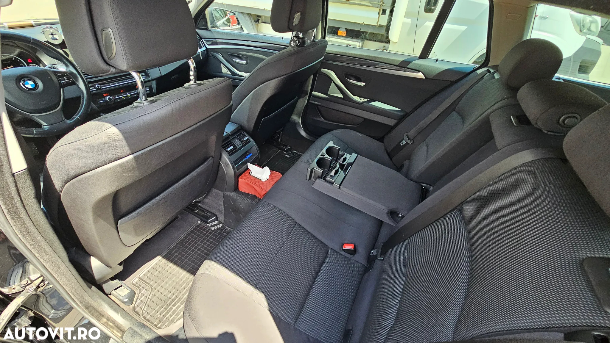BMW Seria 5 520d Touring Aut. - 14