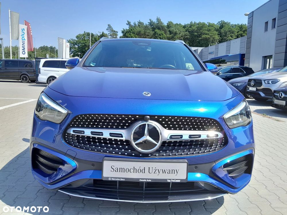 Mercedes-Benz GLA 200 AMG Line - 8