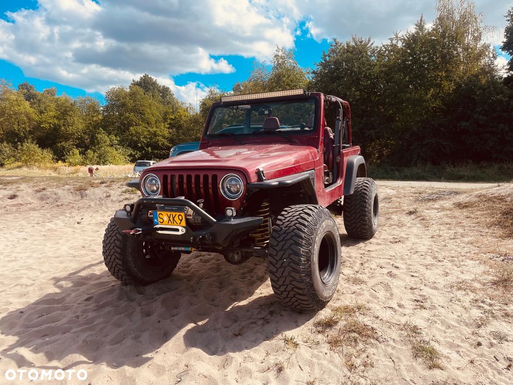 Jeep Wrangler - 22