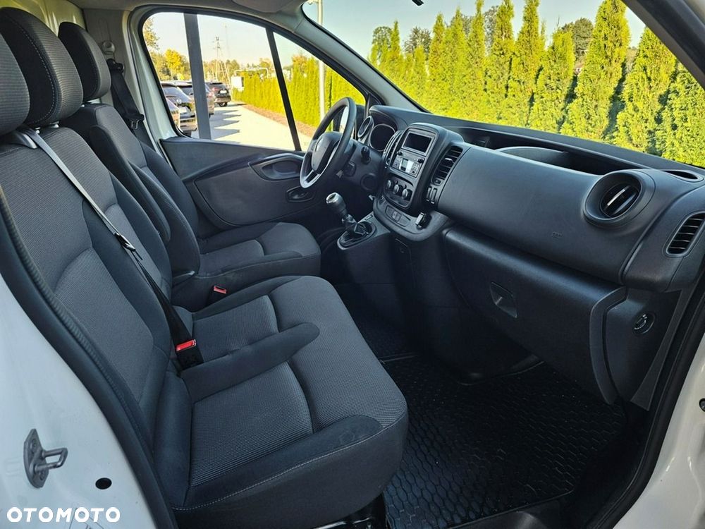 Renault Trafic - 21