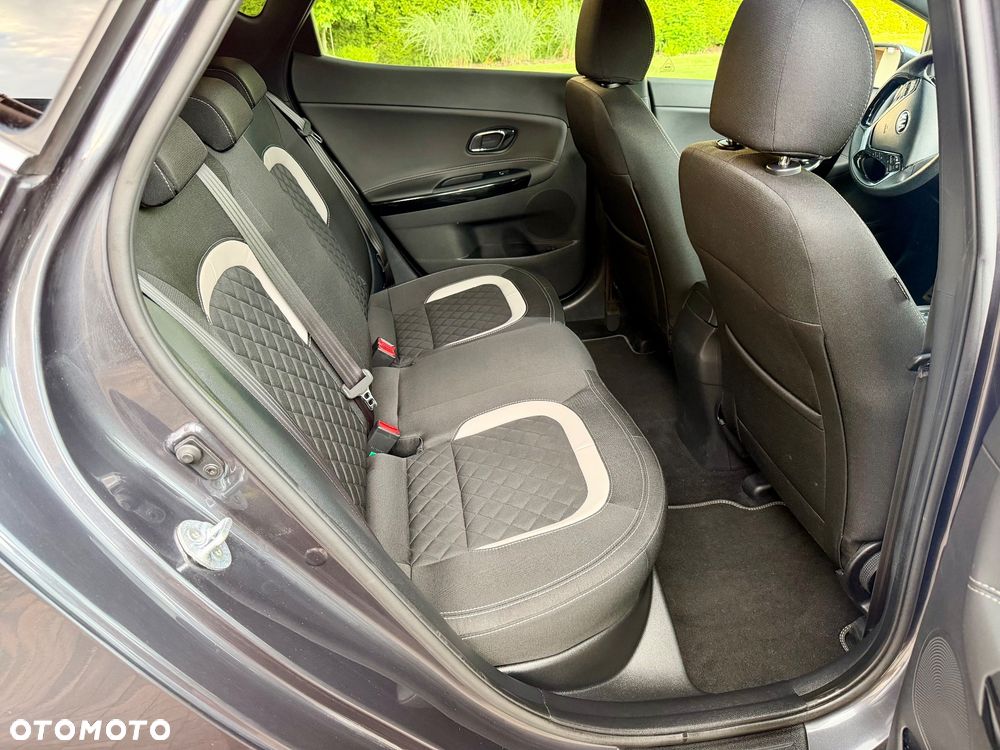 Kia Ceed 1.6 CRDi GT Line DCT - 28
