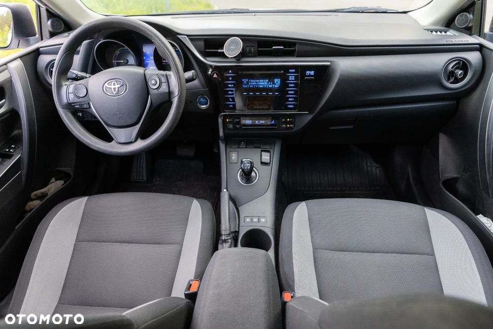 Toyota Auris Hybrid 135 Active - 8