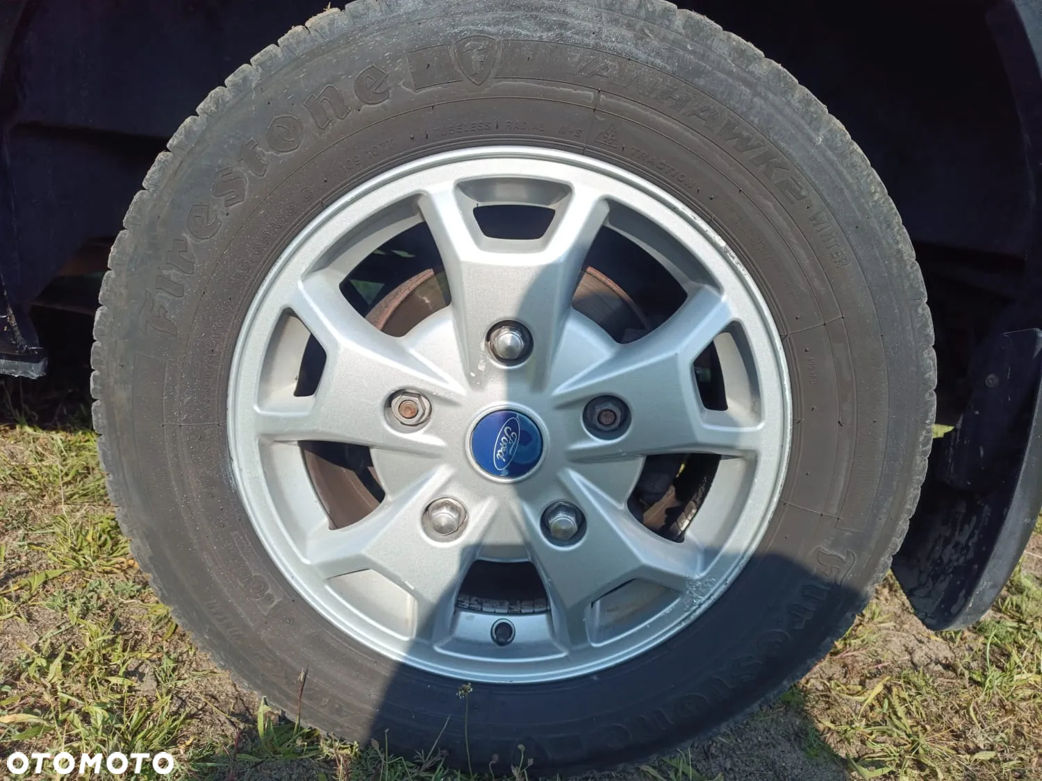Ford Tourneo Custom - 21