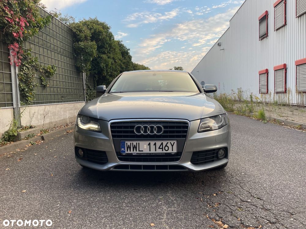 Audi A4 Limousine - 4