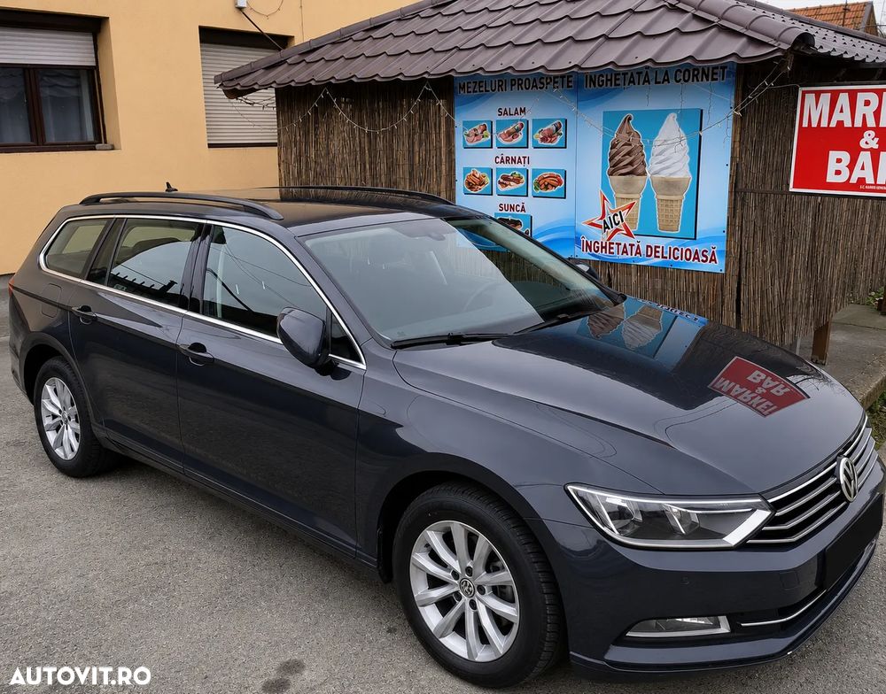 Volkswagen Passat - 1