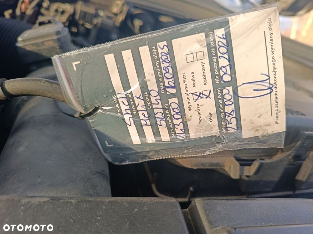 Volkswagen Passat 1.6 TDI BlueMotion Technology Comfortline - 13