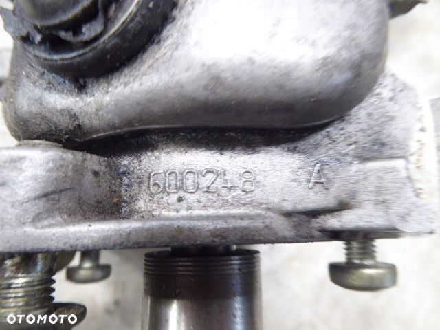 RENAULT CLIO II 98- GŁOWICA SILNIKA WAŁEK 1.9 DTI - 9