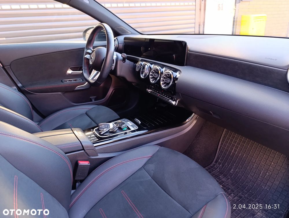 Mercedes-Benz Klasa A 200 d AMG Line 8G-DCT - 6