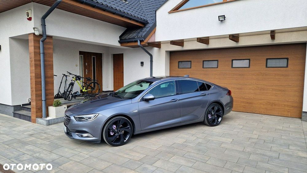 Opel Insignia - 2