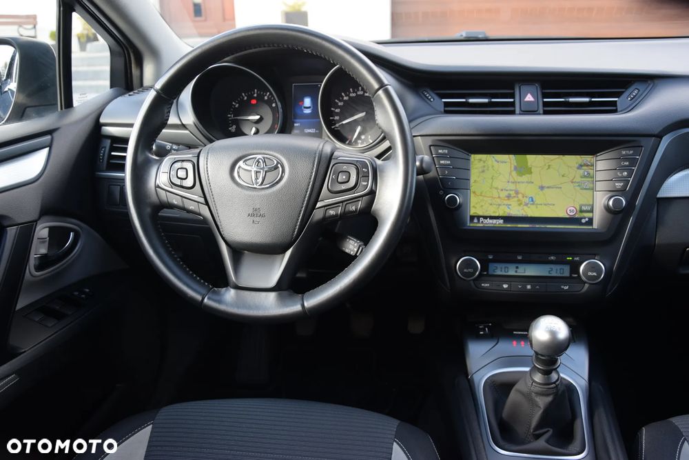 Toyota Avensis 1.8 Edition (2014) - 3