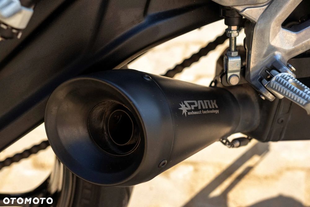 Triumph Trident - 20