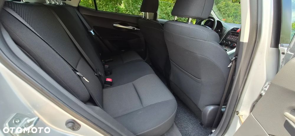 Toyota Auris 1.6 Valvematic Edition - 21