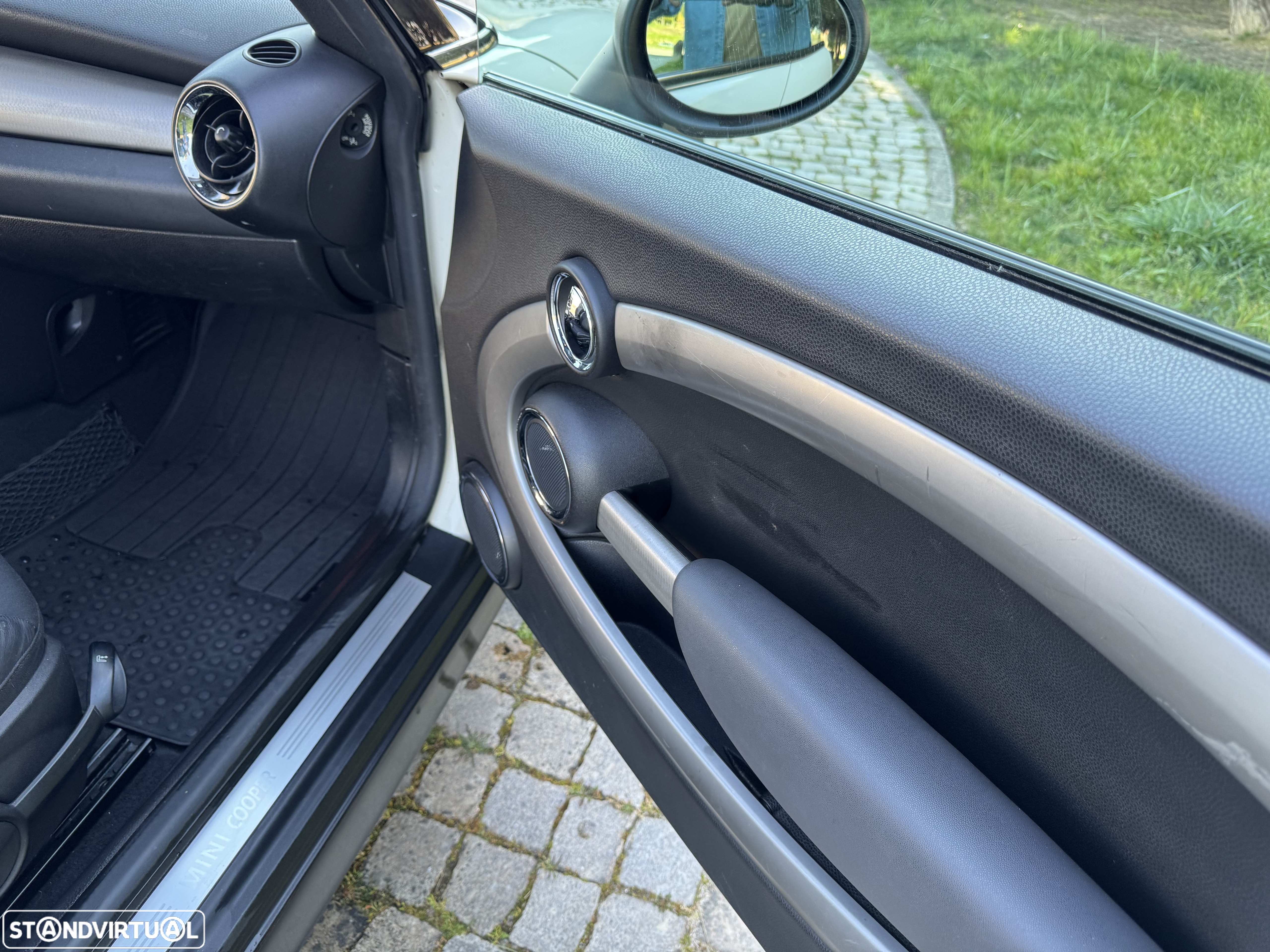MINI Clubman Cooper D - 10