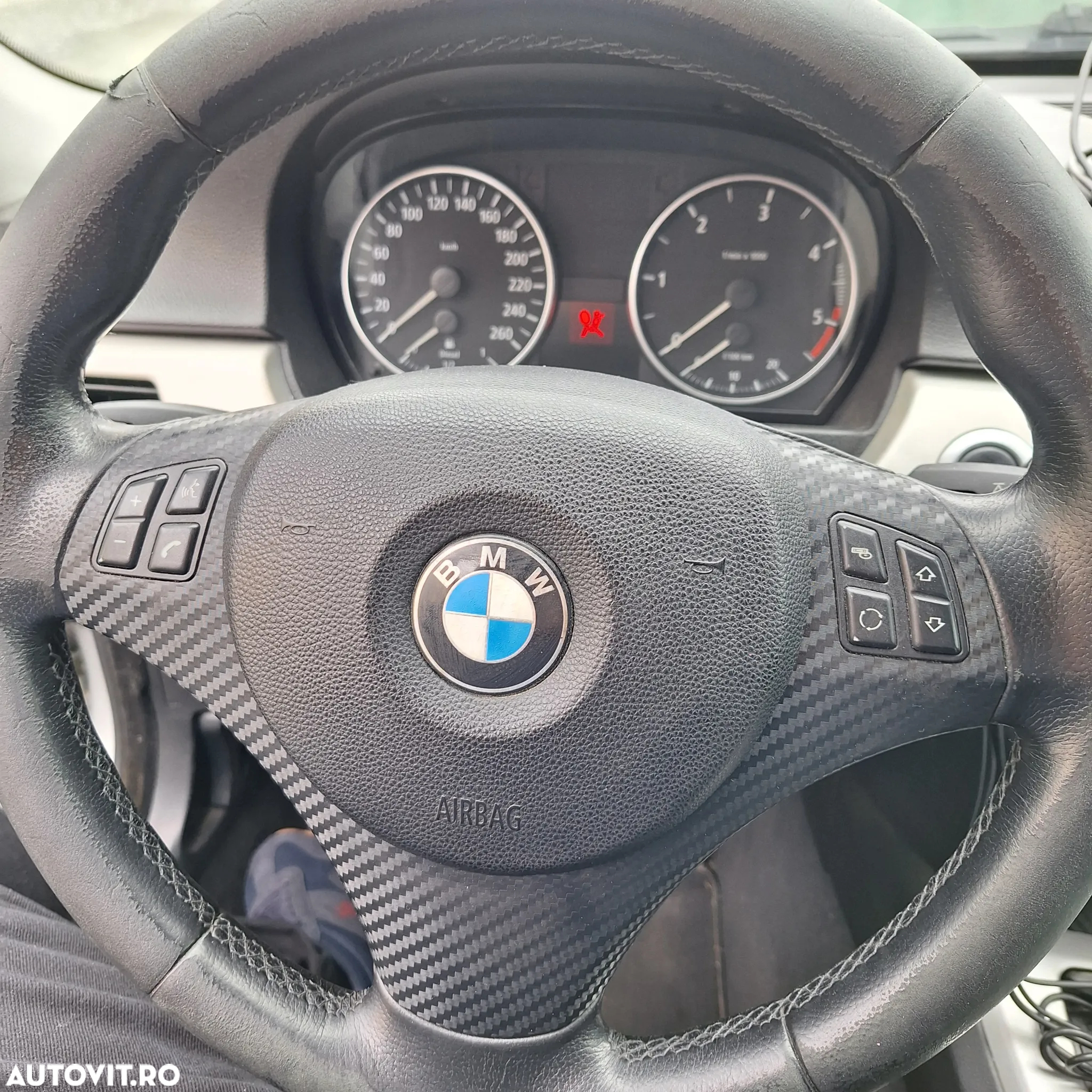 BMW Seria 3 320d - 10