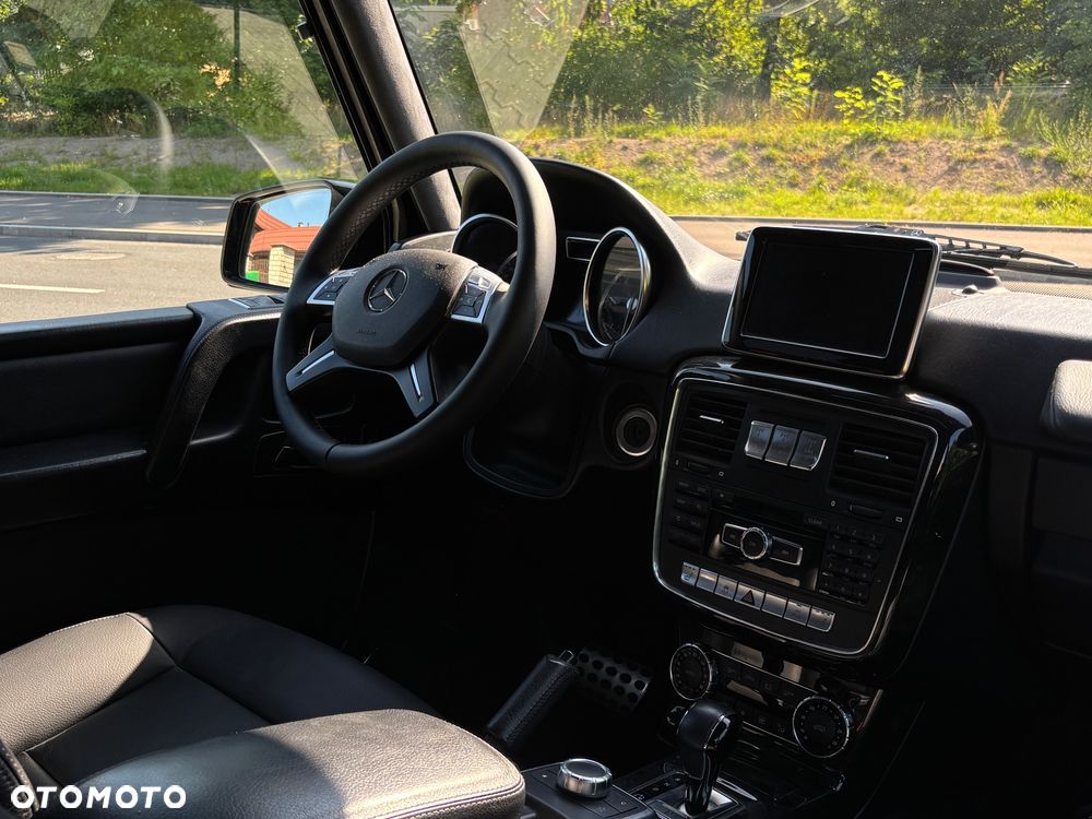 Mercedes-Benz Klasa G 350 BlueTEC 7G-TRONIC - 23