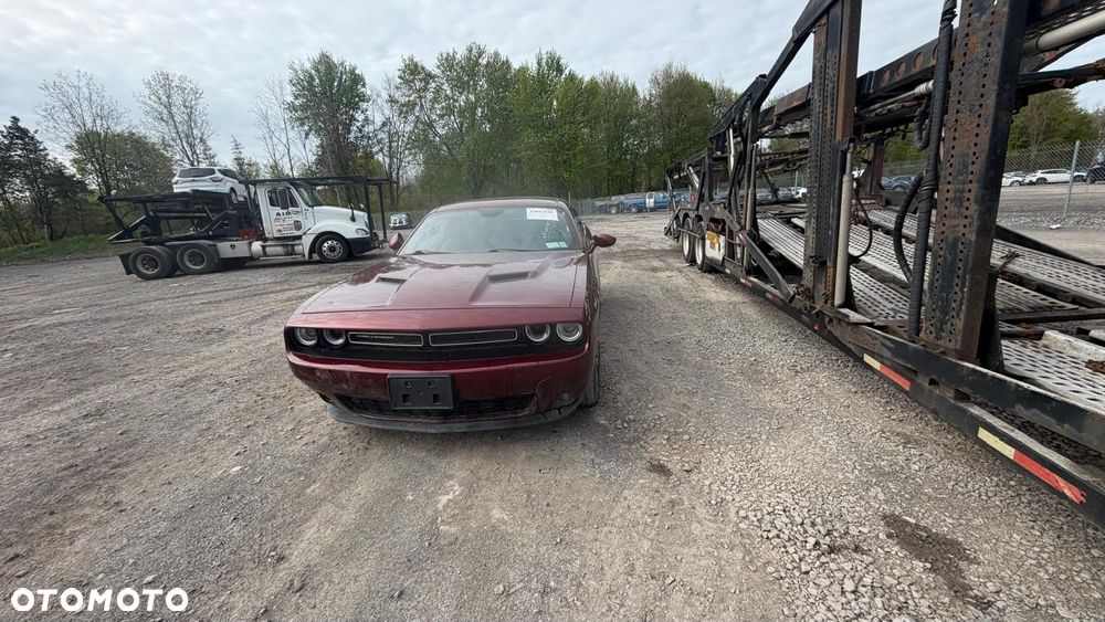 Dodge Challenger - 21