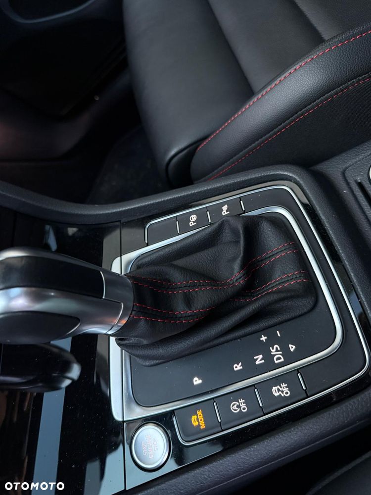Volkswagen Golf 2.0 TSI BMT GTI Performance DSG - 15
