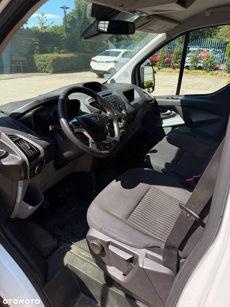 Ford Transit Custom - 9
