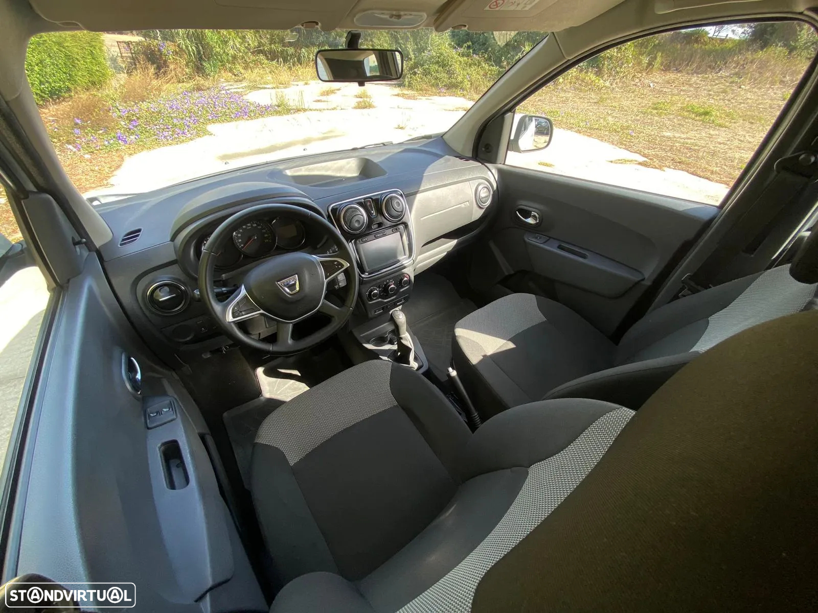 Dacia Lodgy 1.5 dCi Confort 7L - 26