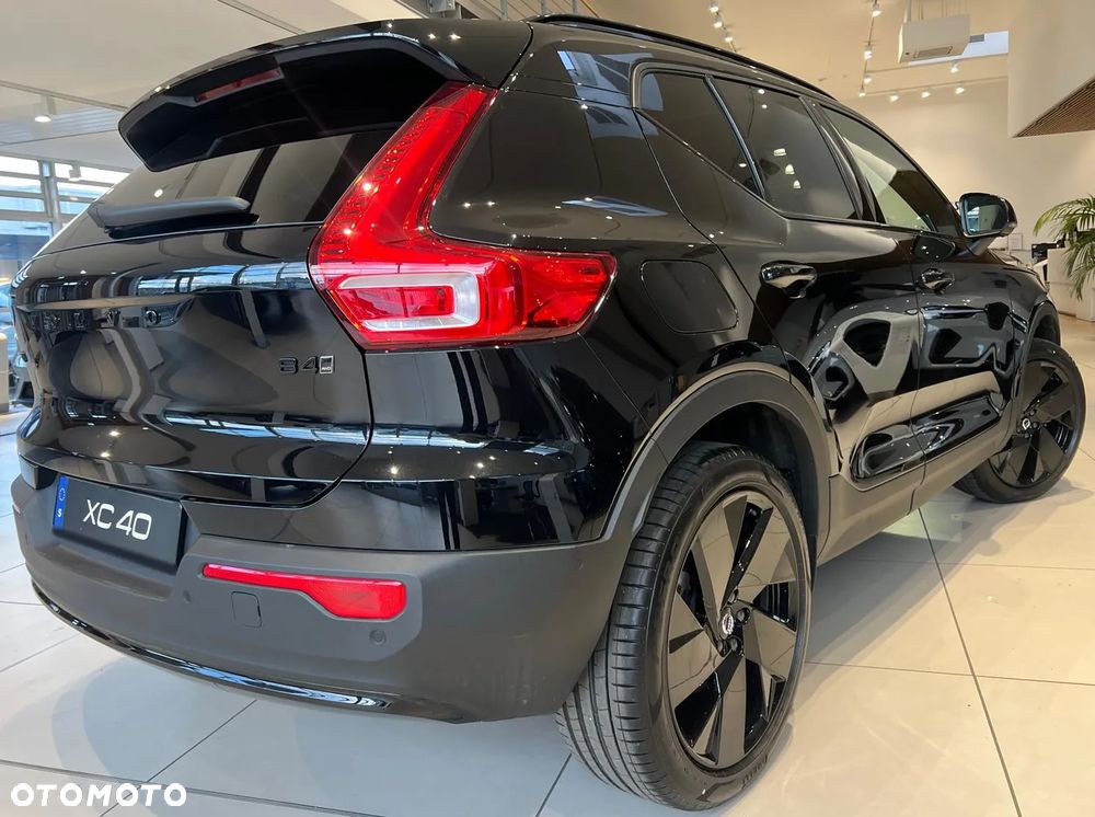Volvo XC 40 B4 B AWD DKG Ultimate Dark - 8