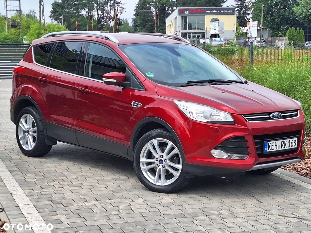 Ford Kuga 1.5 EcoBoost 2x4 Titanium - 10
