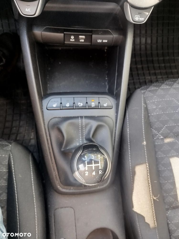 Kia Rio 1.2 M - 9
