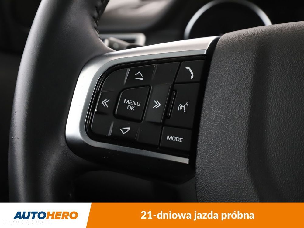 Land Rover Discovery Sport 2.0 TD4 SE - 27