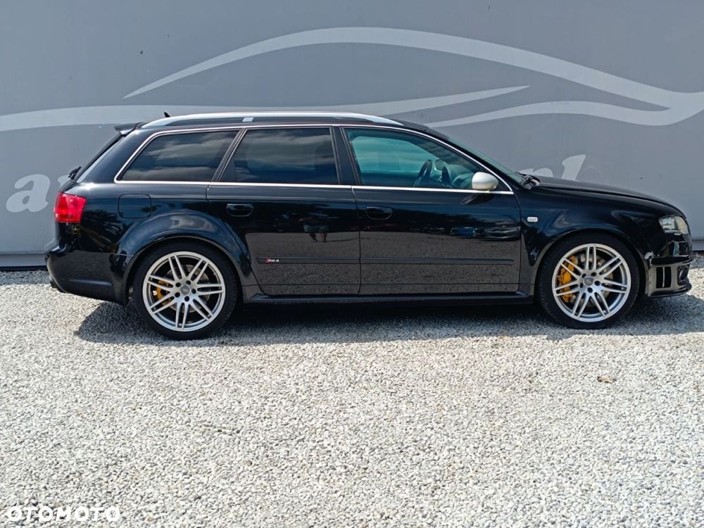 Audi RS4 Avant Avant - 13