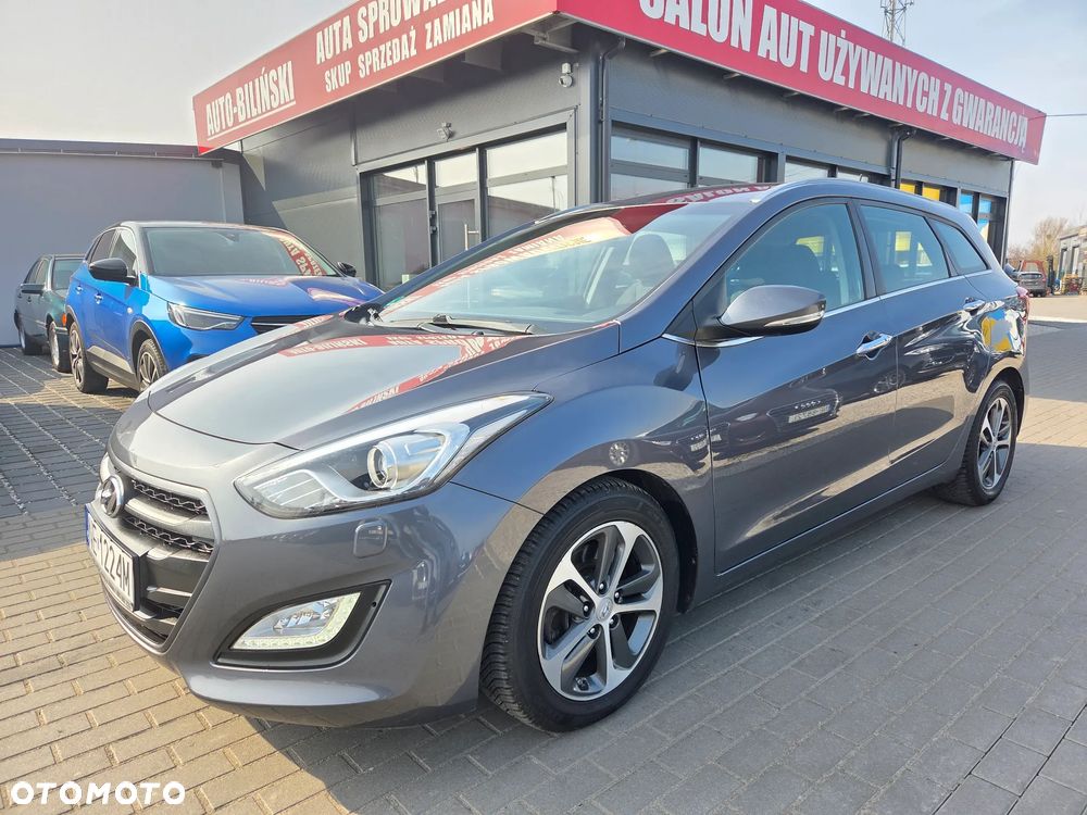 Hyundai i30 1.6 CRDi Automatik Style - 3