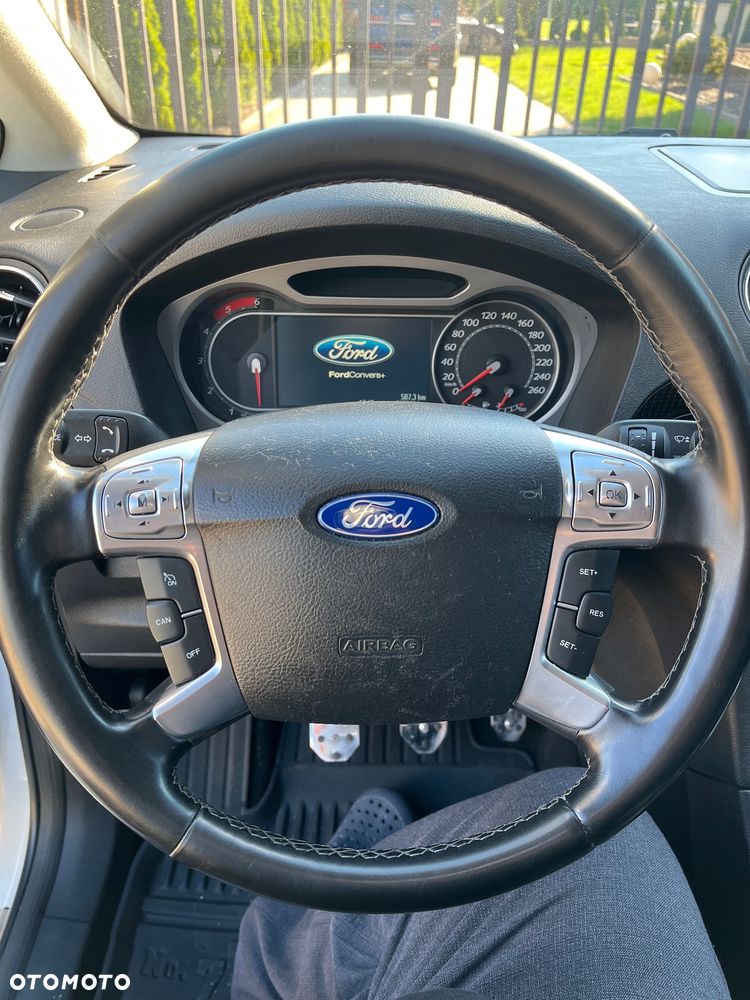 Ford S-Max 2.2 TDCi DPF Titanium - 23
