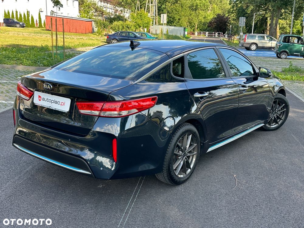 Kia Optima Plug-in Hybrid - 10