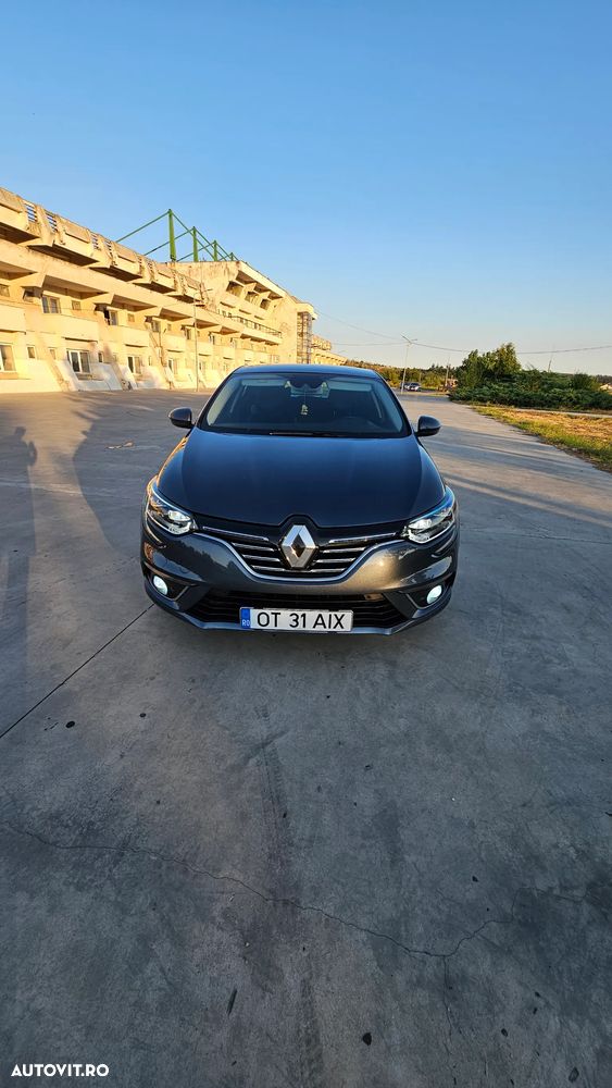 Renault Megane Energy dCi Intens - 11