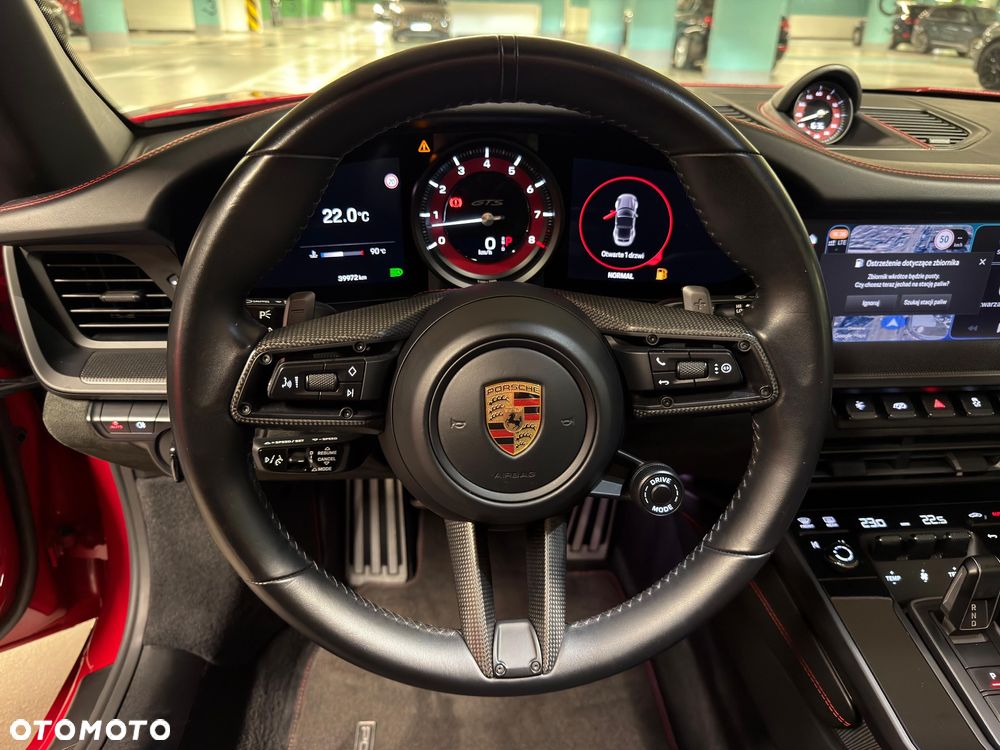 Porsche 911 Targa 4 GTS - 14