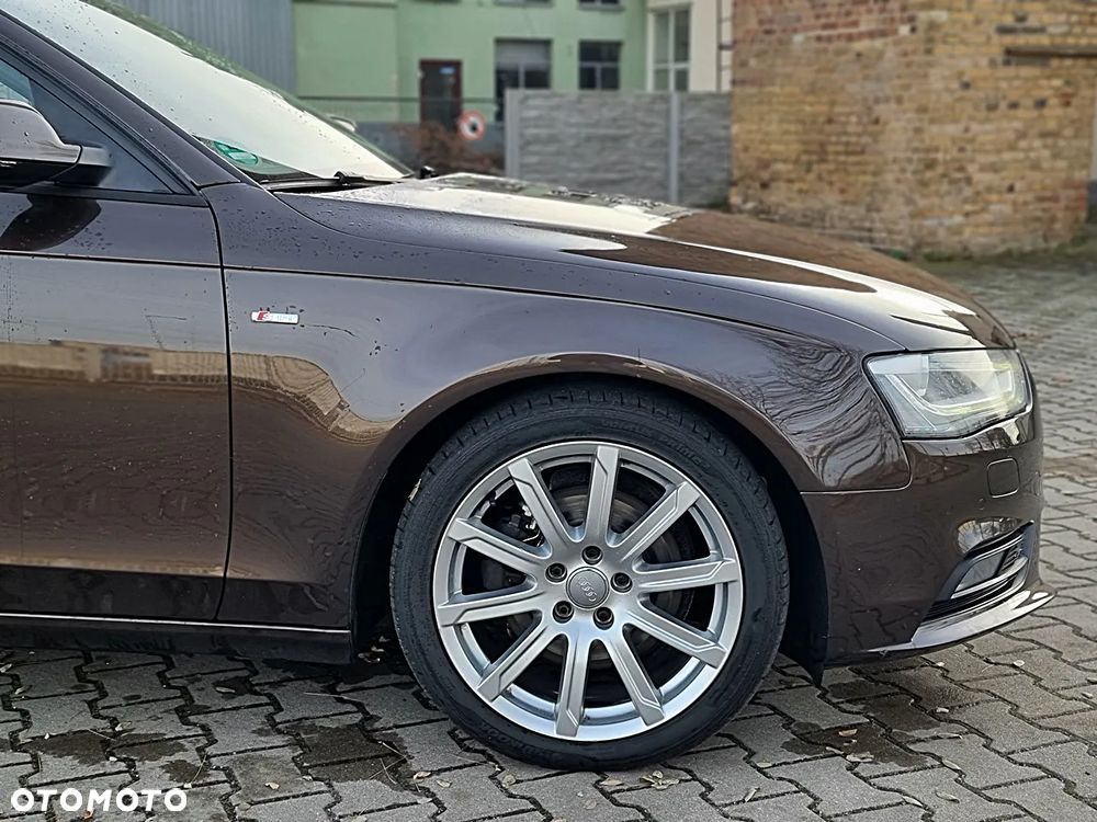 Audi A4 Avant 2.0 TDI DPF S line Sportpaket - 15