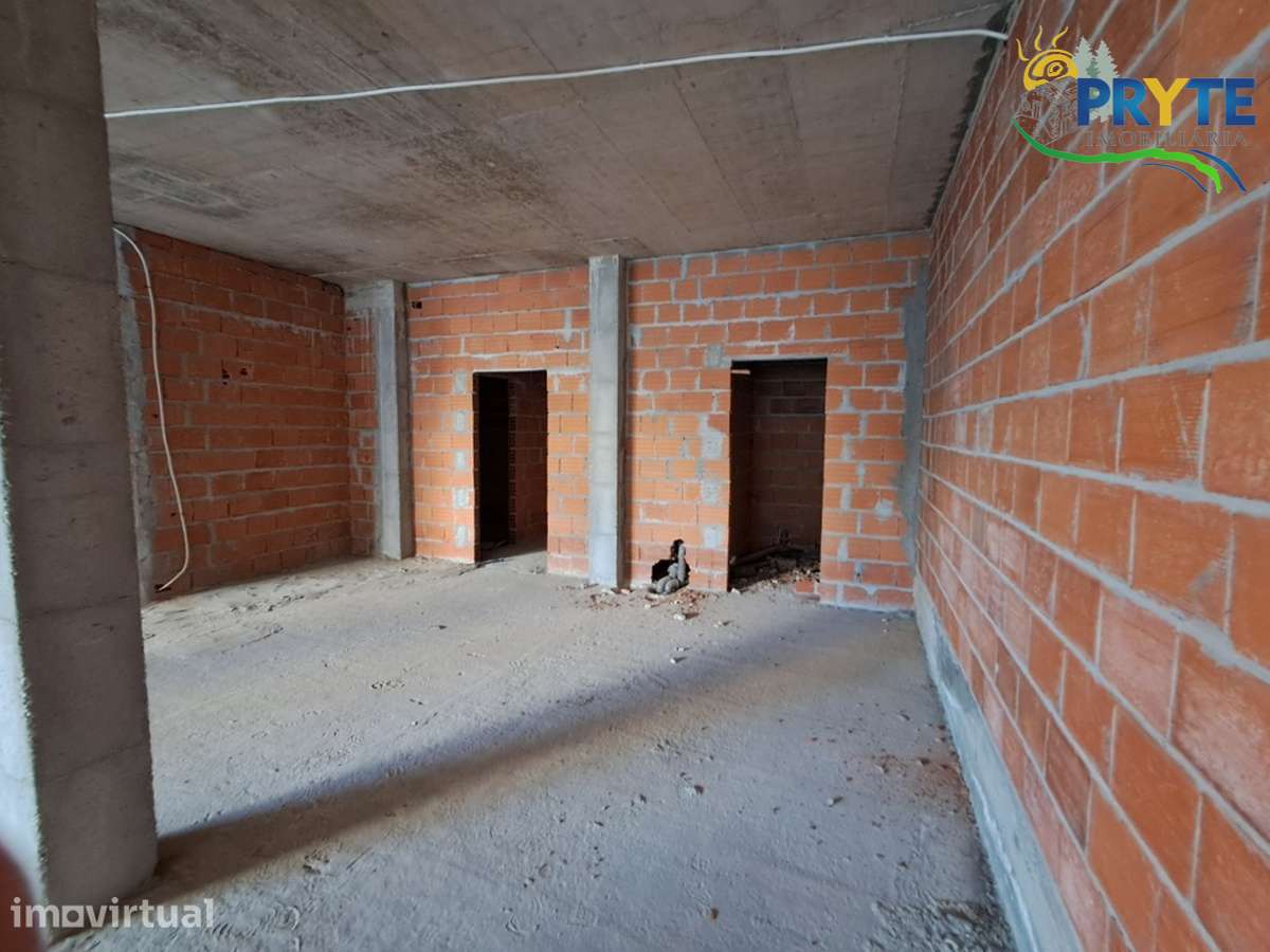 Loja comercial inserida no Centro da Vila da Sertã - Grande imagem: 5/7