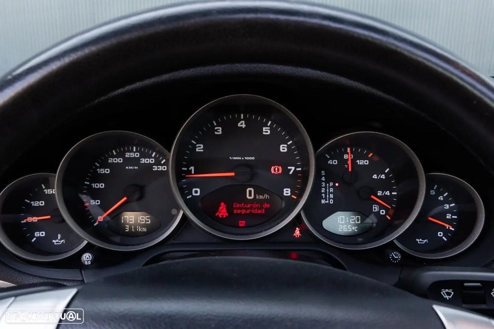 Porsche 911 (997) - 12