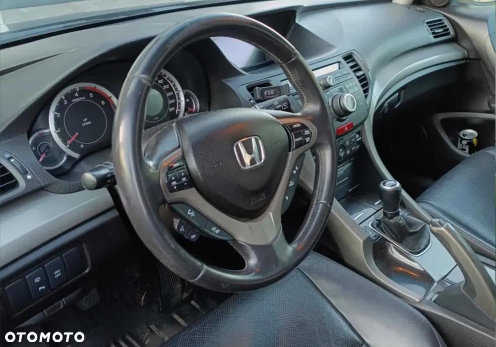 Honda Accord 2.2d Executive Nav - 8