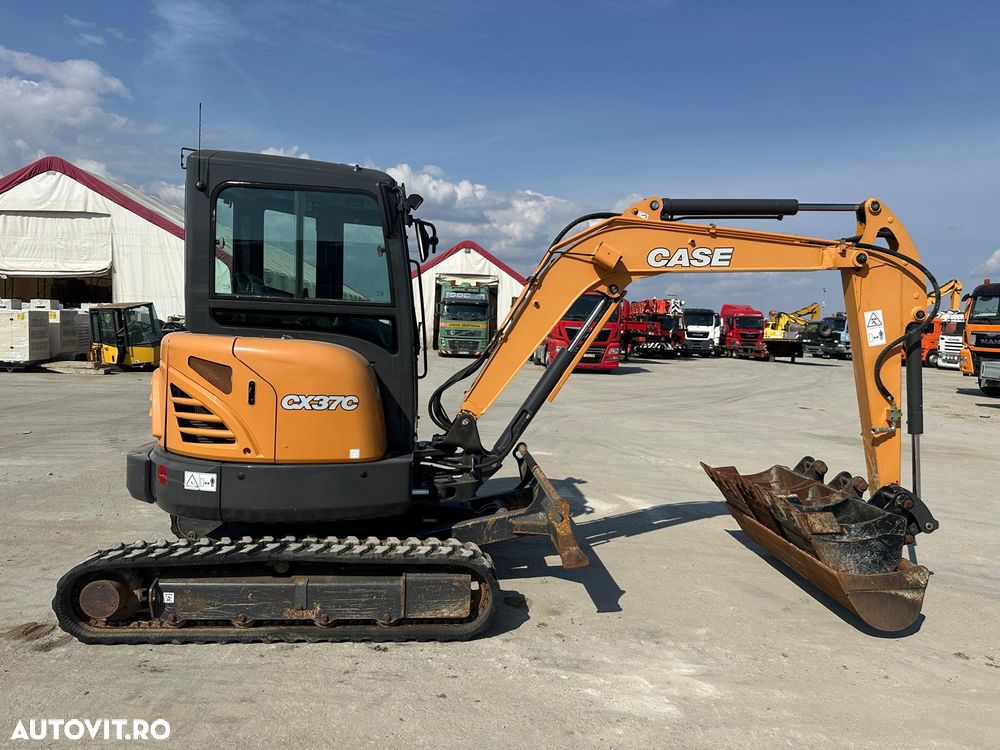 Case CX 37C - 1