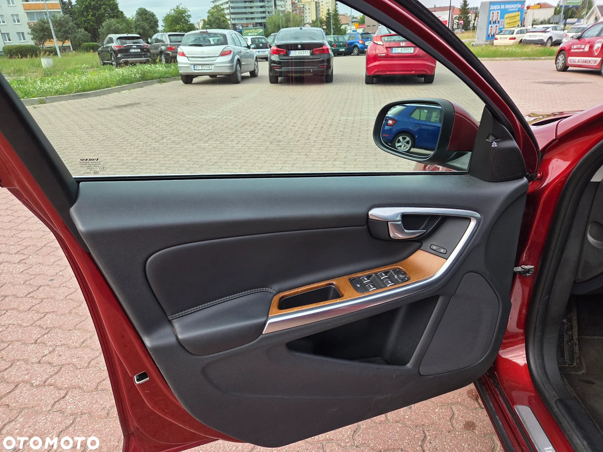 Volvo S60 T5 Momentum - 12